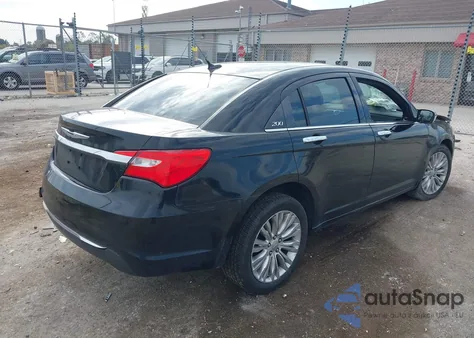 2011 Chrysler 200 Limited z USA, uszkodzony, nr VIN 1C3BC2FG6BN599206